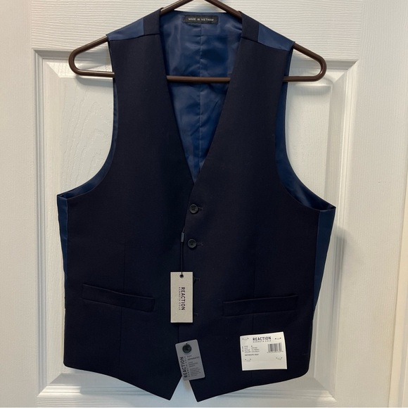 Kenneth Cole Reaction Men's Navy Vest Size small - Picture 1 of 10